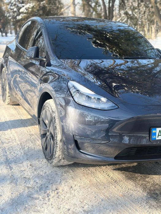 Продам Теслу модел Y