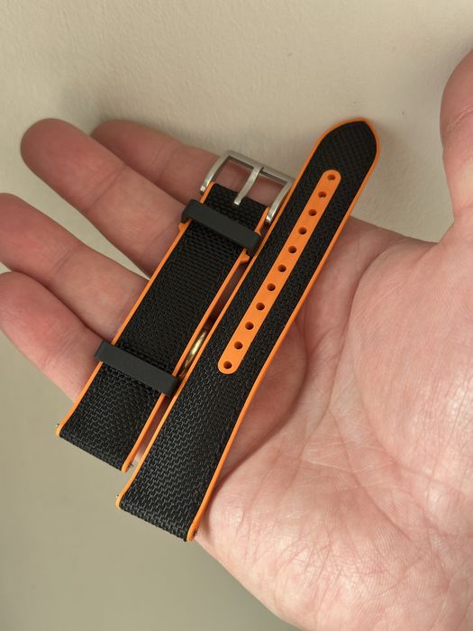 Oryginalny pasek Christopher Ward 20 mm strap - praktycznie nowy.