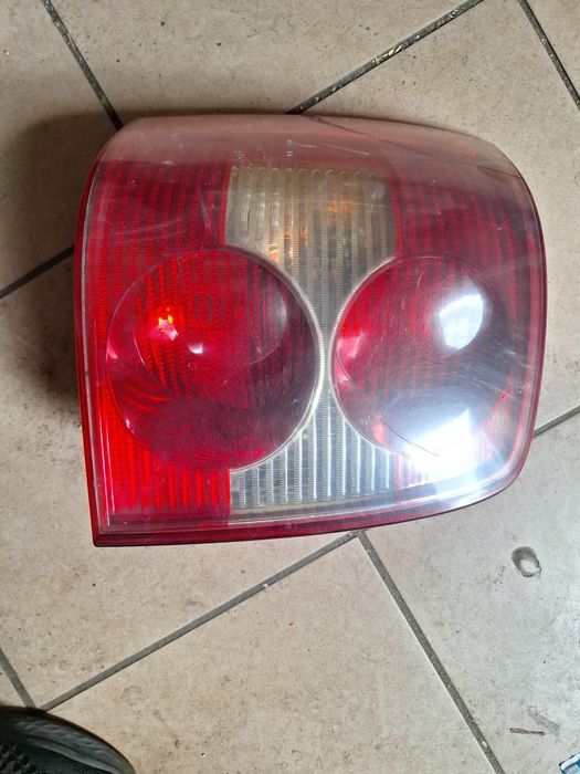 Lampa tył tylna vw passat b5 lewa kombi