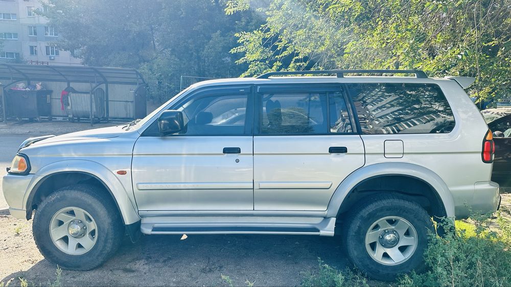 Mitsubishi Pajero Sport 2002 г. 3.0 бензин/газ