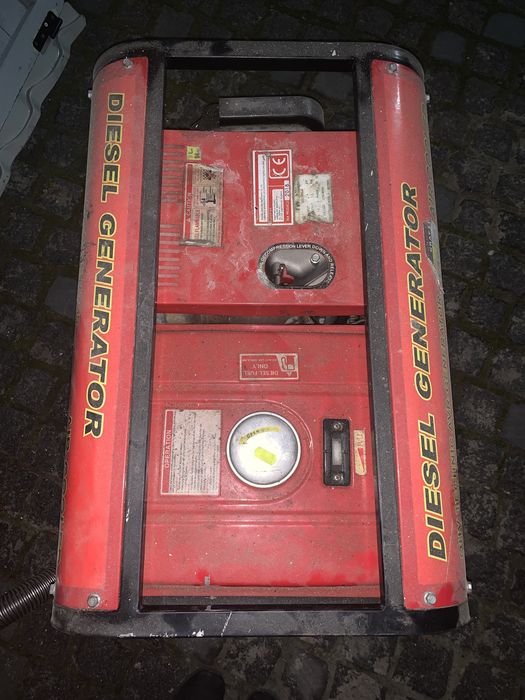 Дизельный генератор Kraftwele SDG7800 3F ATS  с будкой