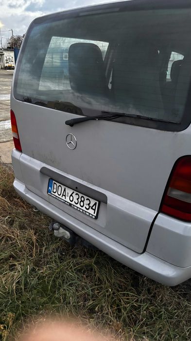 Mercedes Vito srebny mat