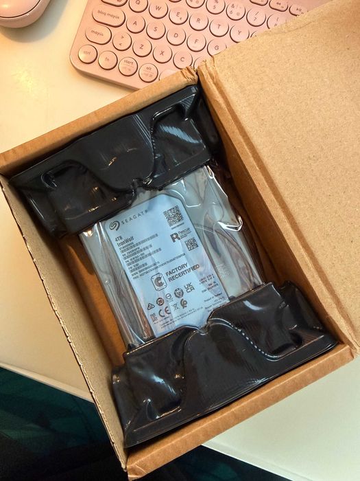 Disco Rígido Seagate Ironwolf 4TB 256MB - SELADO - ST4000VN006