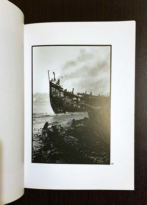 Património (de Rosa Reis) livro de fotografia preto e branco