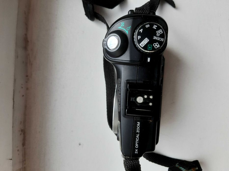 Фотоаппарат OLYMPUS 8 mega pixels