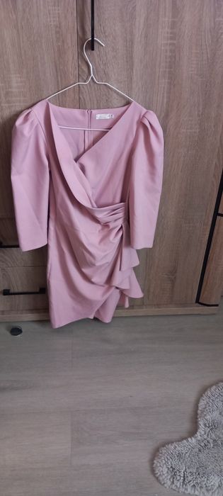 Elegancka sukienka r36