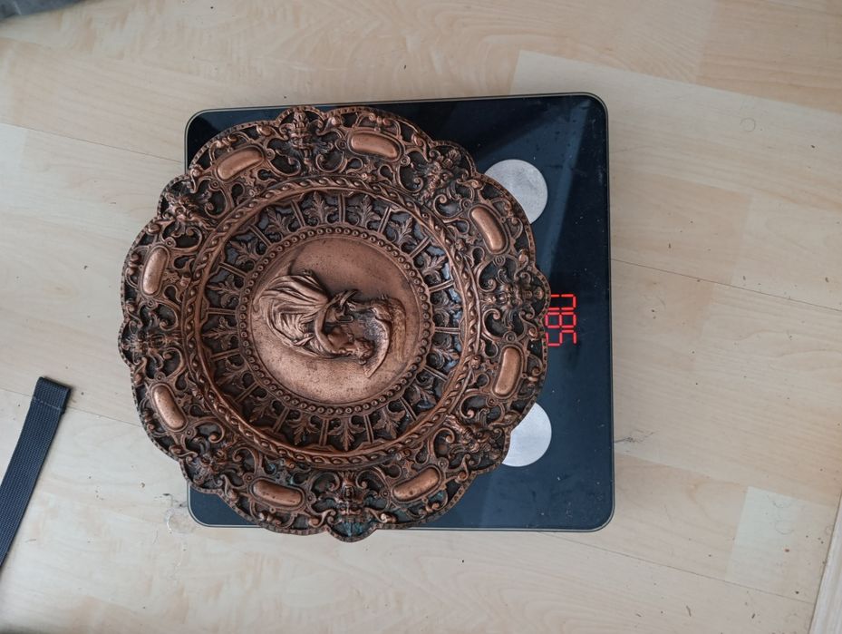 Медная тарелка на стену