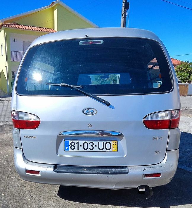 Vendo Hyundai H1 SV de 2003, com 6 lugares e divisória de carga rígida. — photo 3