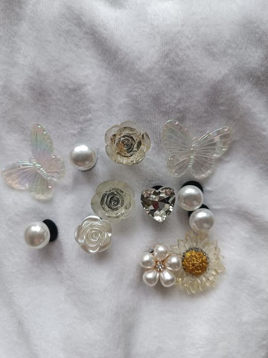 Цепочки  для кроксів брелочки  пухнастики дитячі crocs jibbitz