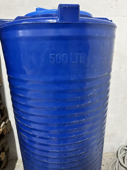 Бочка пластикова харчова 500л.