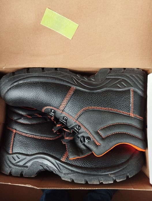 Ботинки спецовочные