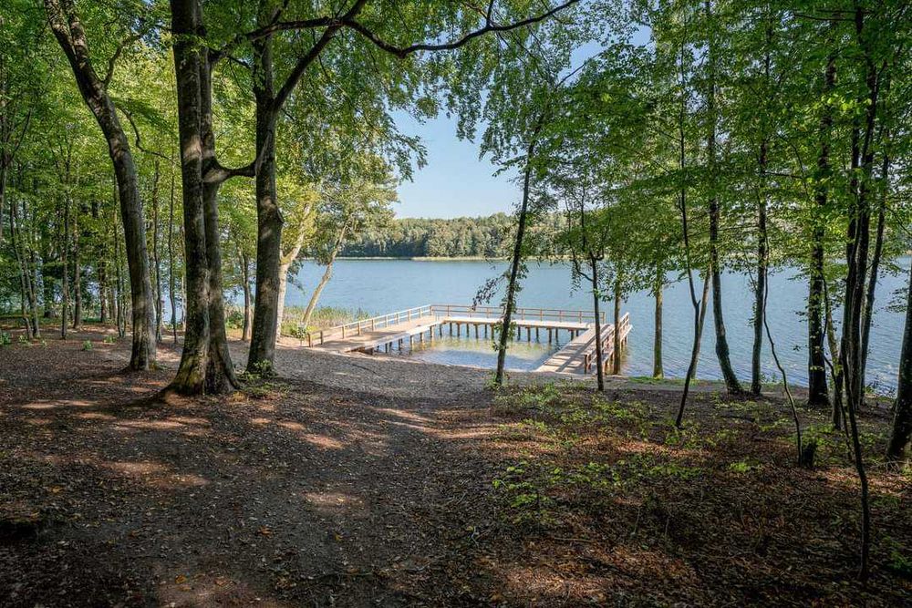 Domek nad jeziorem Narie