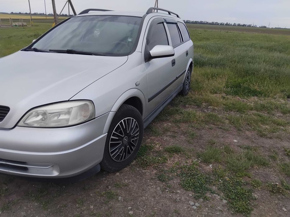 Продам Опель Астра караван.