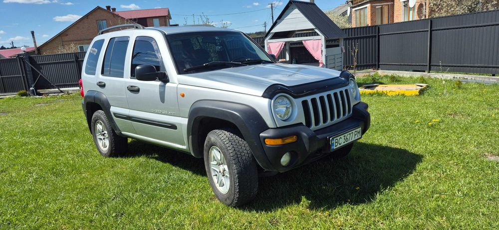 Jeep cherokee sport (liberty)