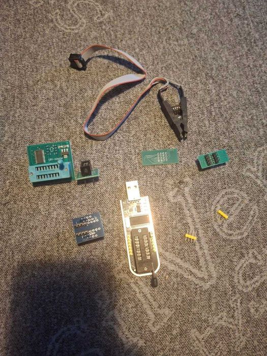 Programator EEPROM i Flash CH341A BIOS Duży Zestaw Do Programowania Układów
