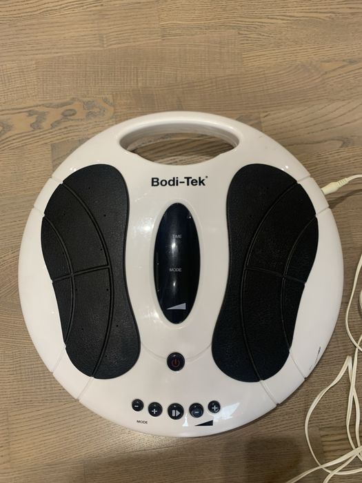 Масажер для ніг Bodi-Tek.