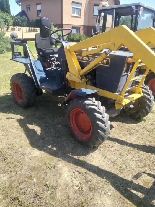 Traktorek ogrodniczy Universal UTB 302