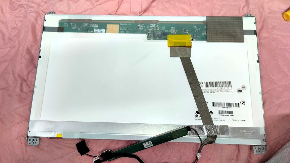 Ecrã para notebook em muito bom estado