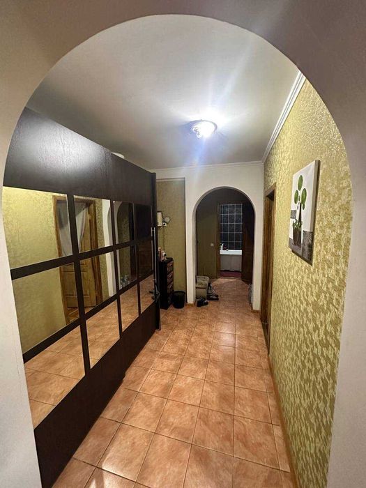 Продам 3кімнатну квартиру