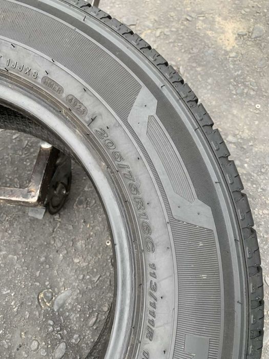 Шини 205/75 R16C пара Nexen 6,7мм, 205 75 16C