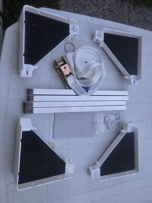 Kit para empilhar máquinas lavar e secar.