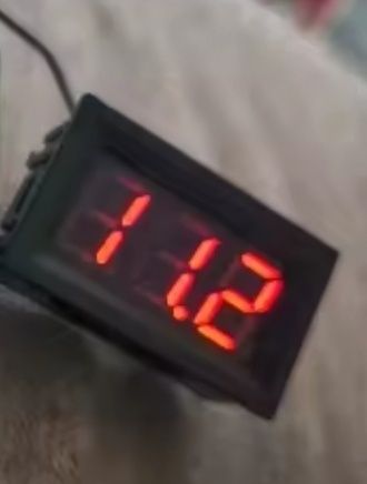 Voltímetro Digital 12 Vlts - Red Color - Envio Grátis em 48 Horas