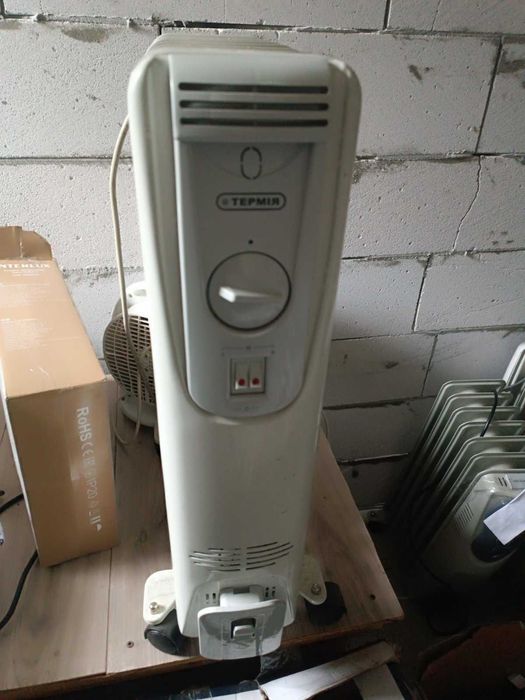 Обігрівач масляний