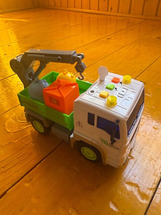 Машинка іграшкова інерційна