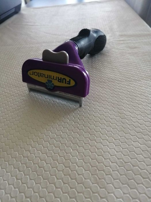 Escova para gato FURMINATOR