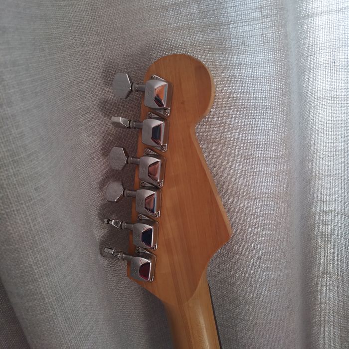 Vendo guitarra elétrica