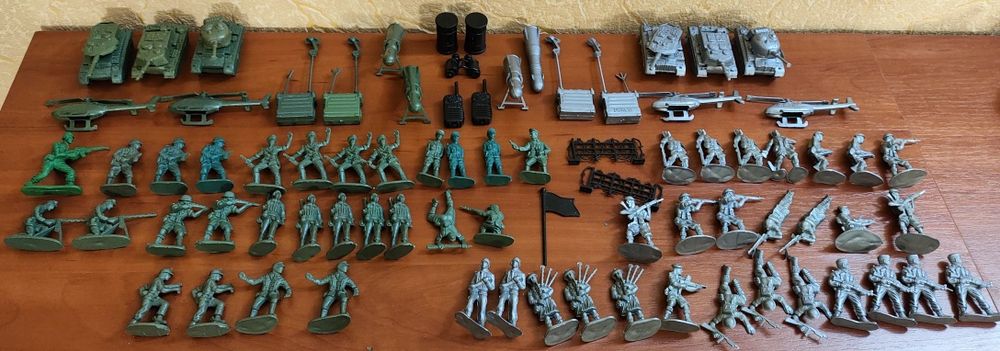 Набір солдатиків