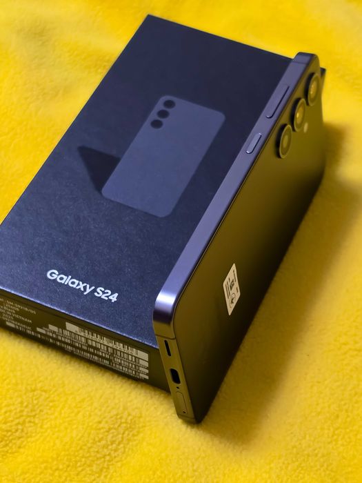 Samsung S24 256Гб. Офіційний Ідеальний стан.