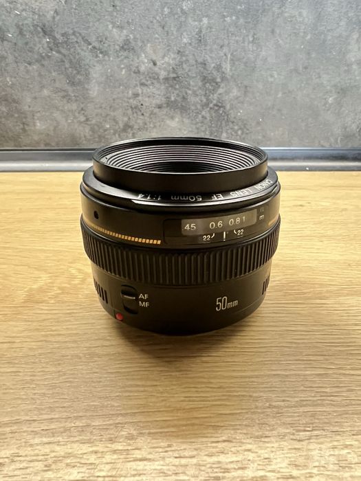 Canon  50mm 1.4