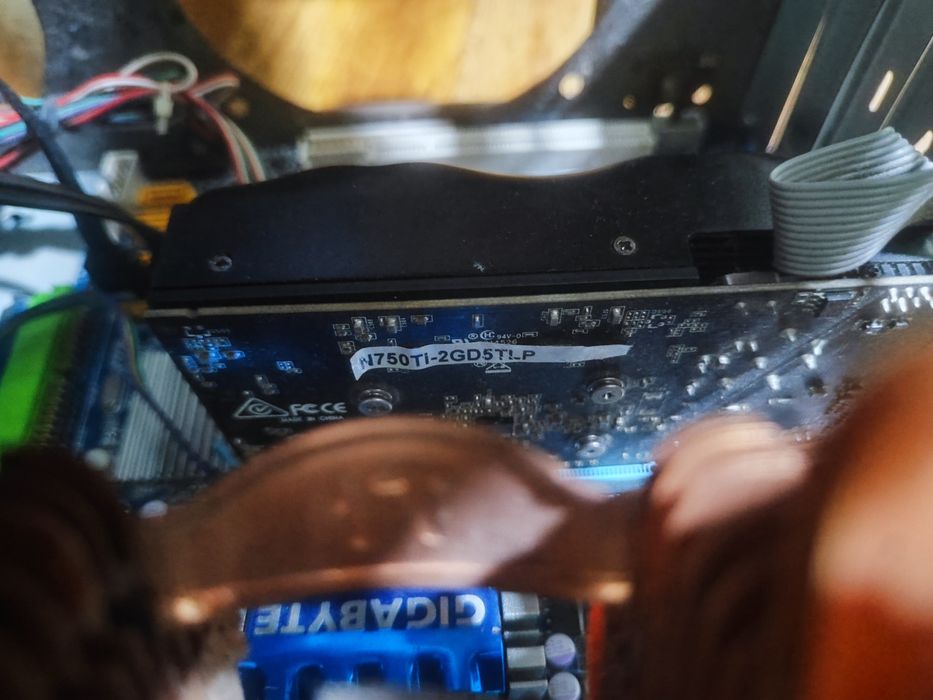 Компьютер на Phenom x4 965 + 750ti + 12Gb ram