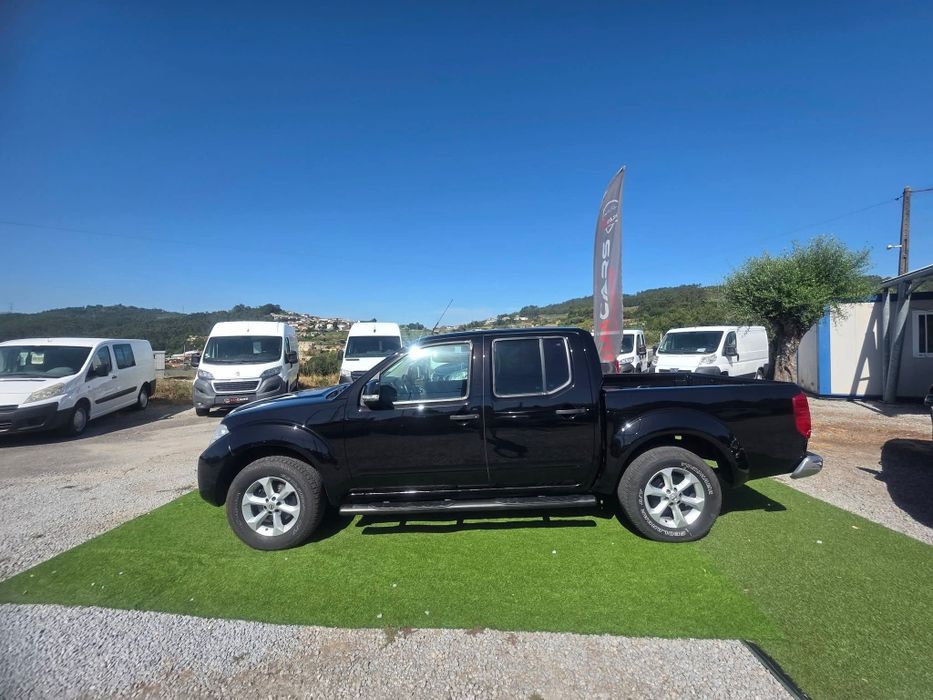 Nissan Navara   2.5 cc,  190 cv — photo 3