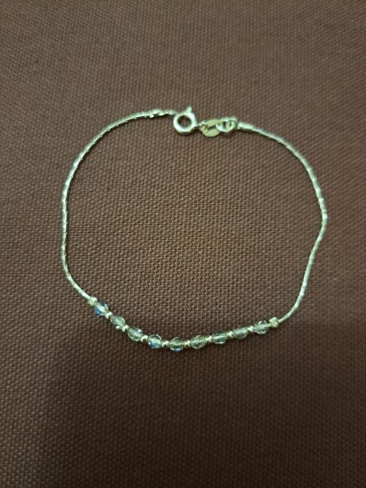 Pulseira em prata com missangas