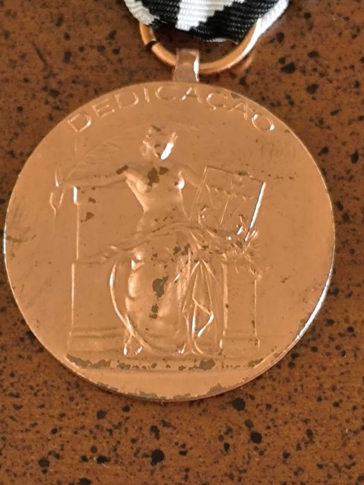 Medalha alusiva à Dedicação da Câmara Municipal de Lisboa, grau cobre