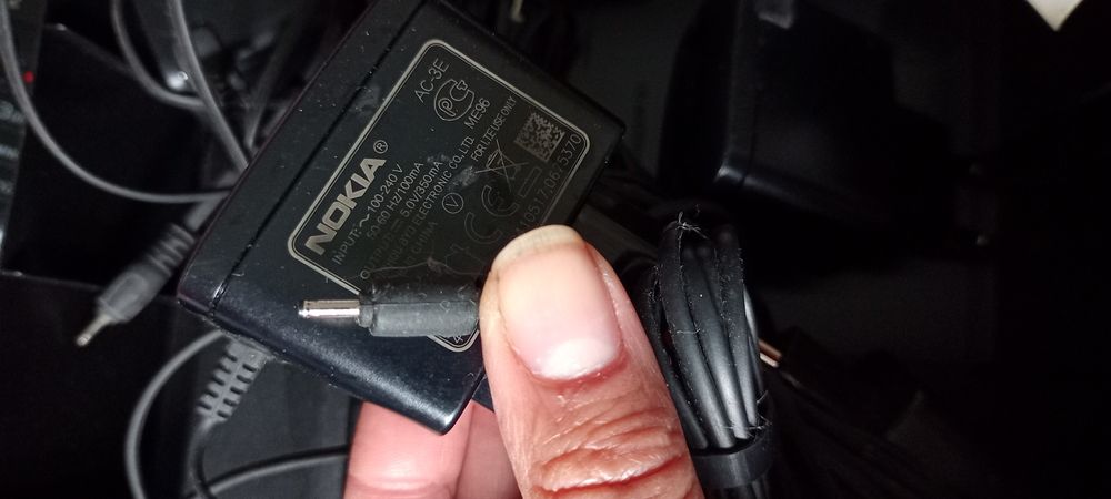 7 carregadores Nokia