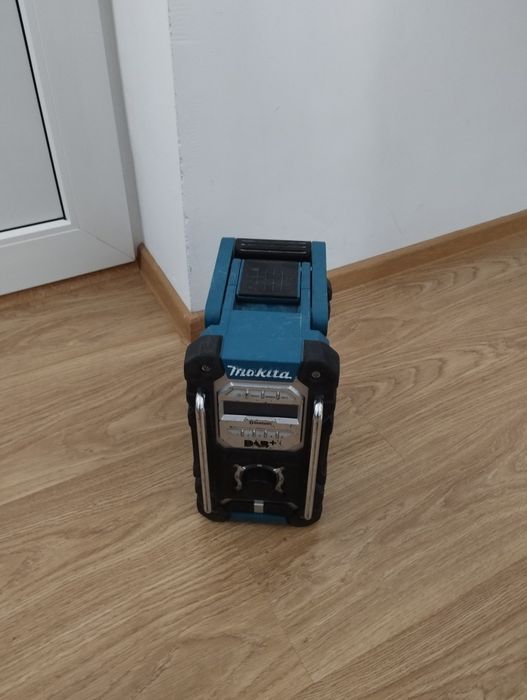 Makita DMR 112 bluetooth radio  budowlane