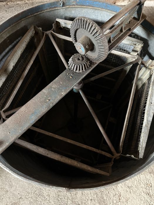 Медогонка на 4 рамки