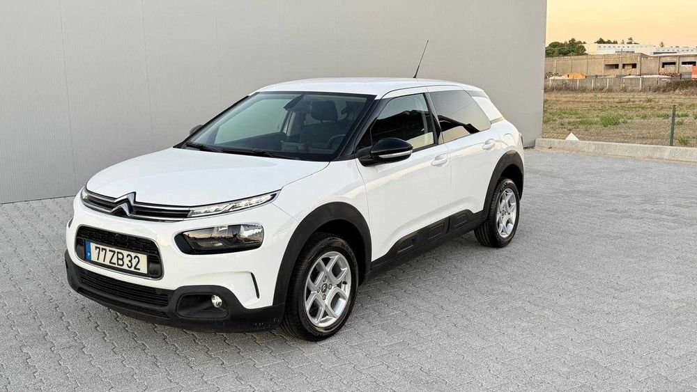Citroën C4 Cactus 1.2 PureTech Shine 2019 50 mil km 1 Dono — photo 2