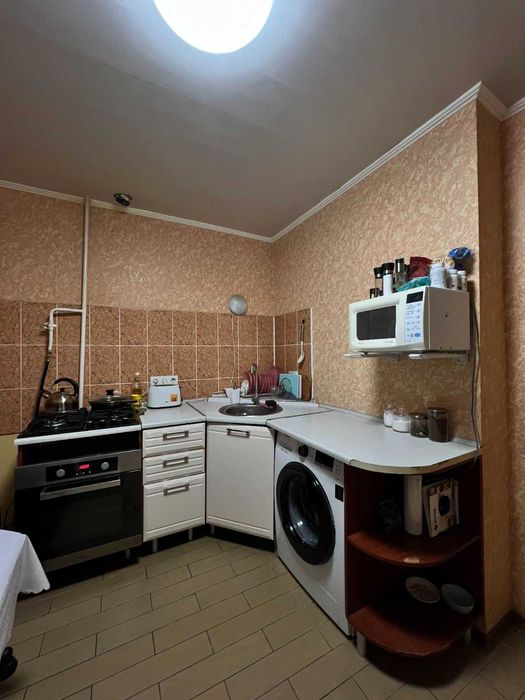 Затишна однокімнатна квартира в дев