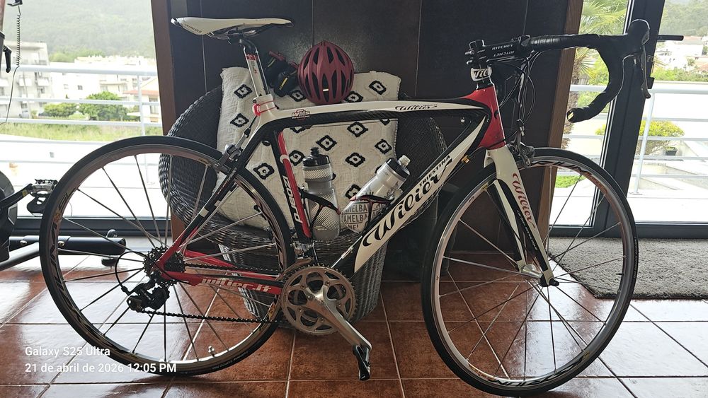 Bicicleta wilier triestina monocoque system