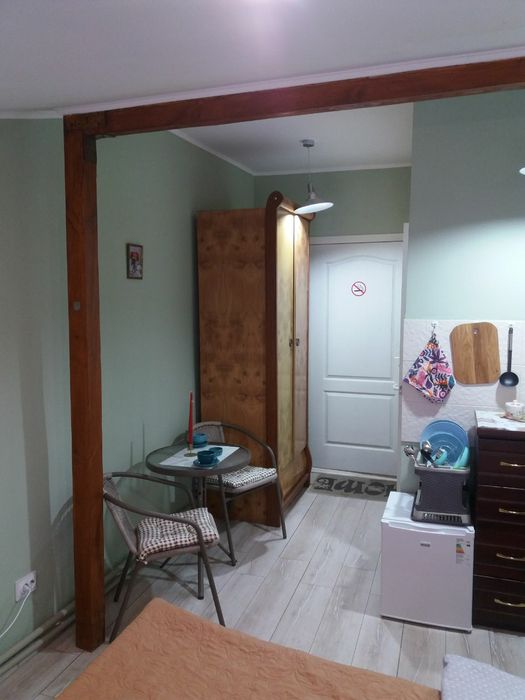 Кв жд вокзал 550 грн.Військовим та постійним клієнтам по 500