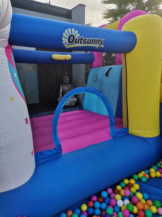 Vendo insuflável unicórnio