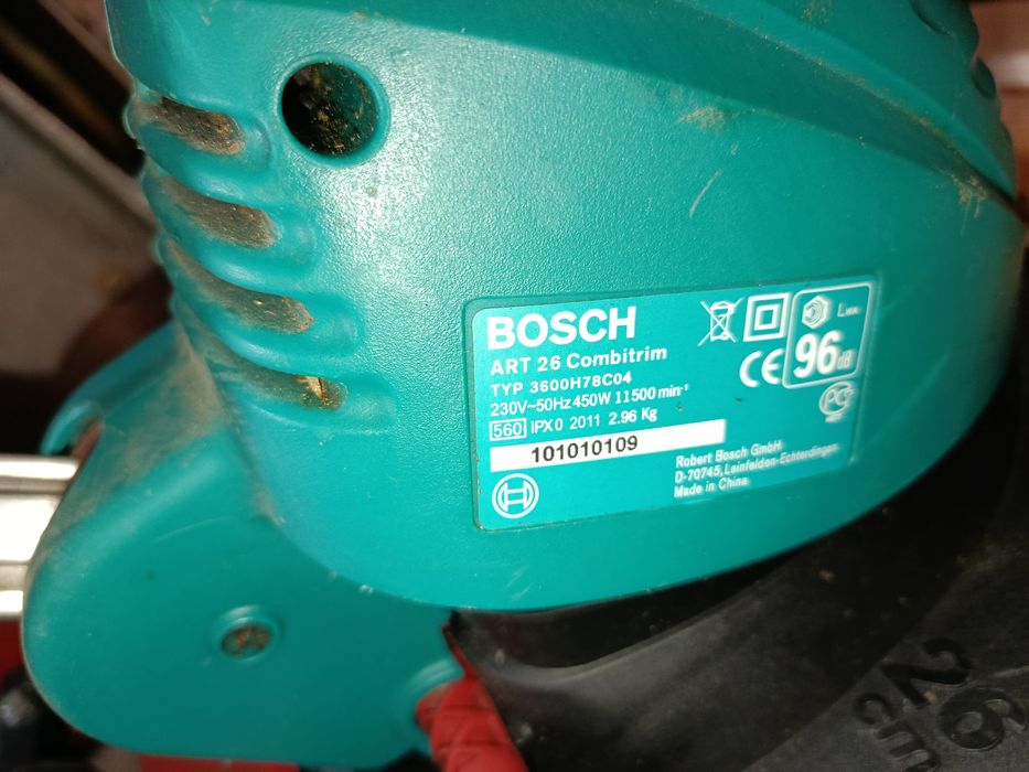 Тример коса bosch art 26 combitrim з колесами і запасними жилками