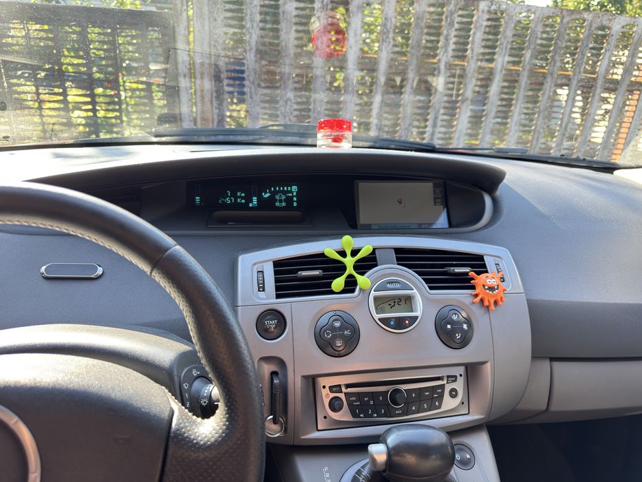 Renault Grand Scenic 2