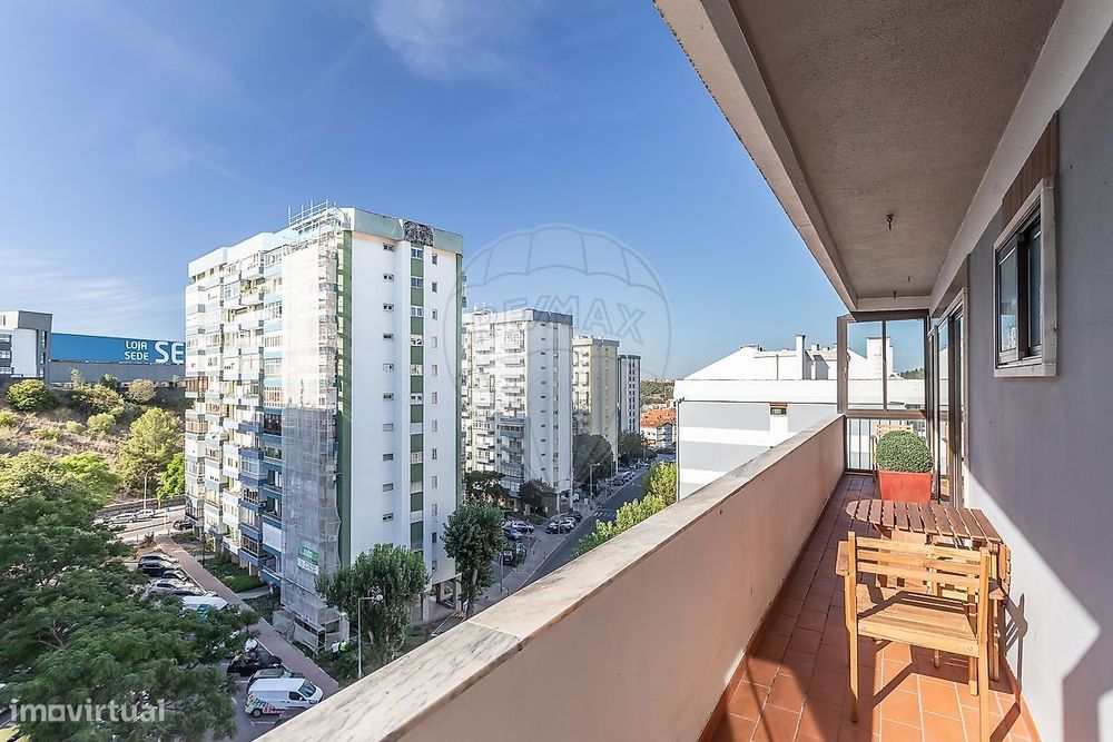 Apartamento T5 para venda
