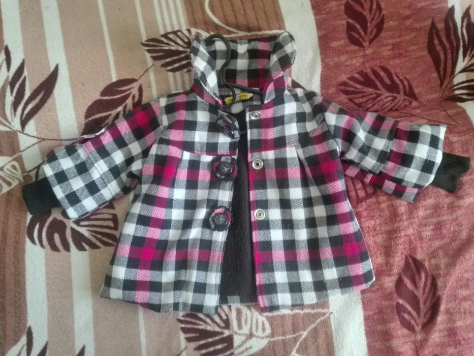 Осеннее  весеннее пальто + ПОДАРОК шорты -юбка