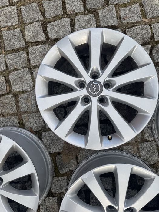 Felgi 5x 110 aluminiowe  17 Opel Meriva B